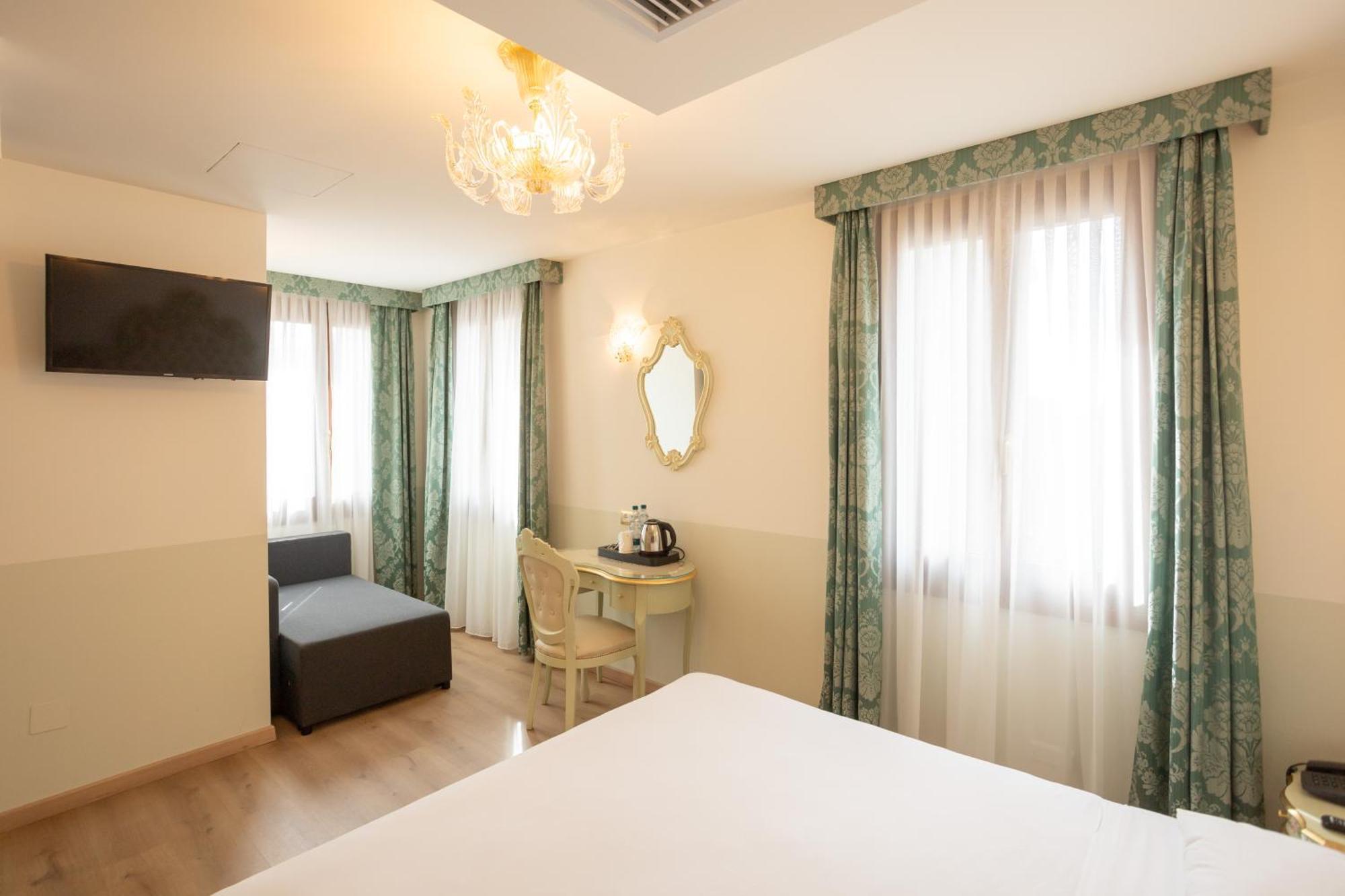 Duomo Boutique Hotel Chioggia Exterior foto